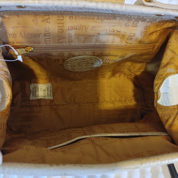 Aigner - Picture 4 of 5